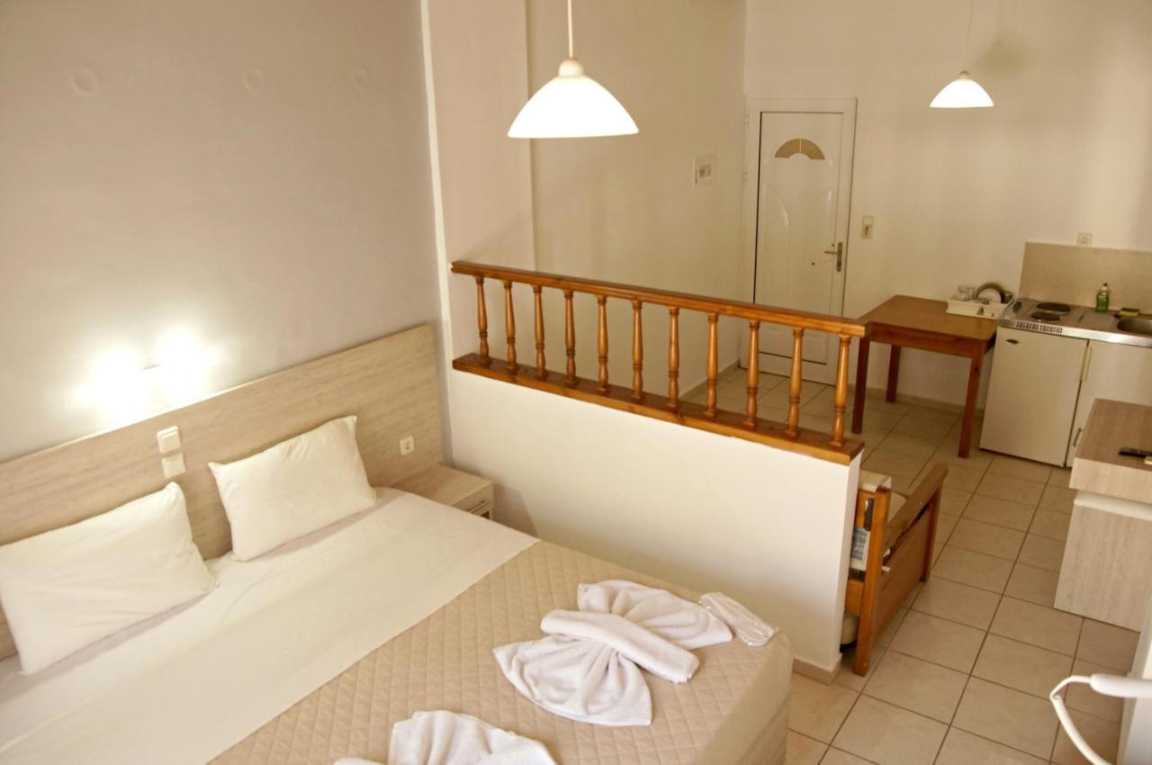 Αnna Hotel Loutro Eksteriør billede